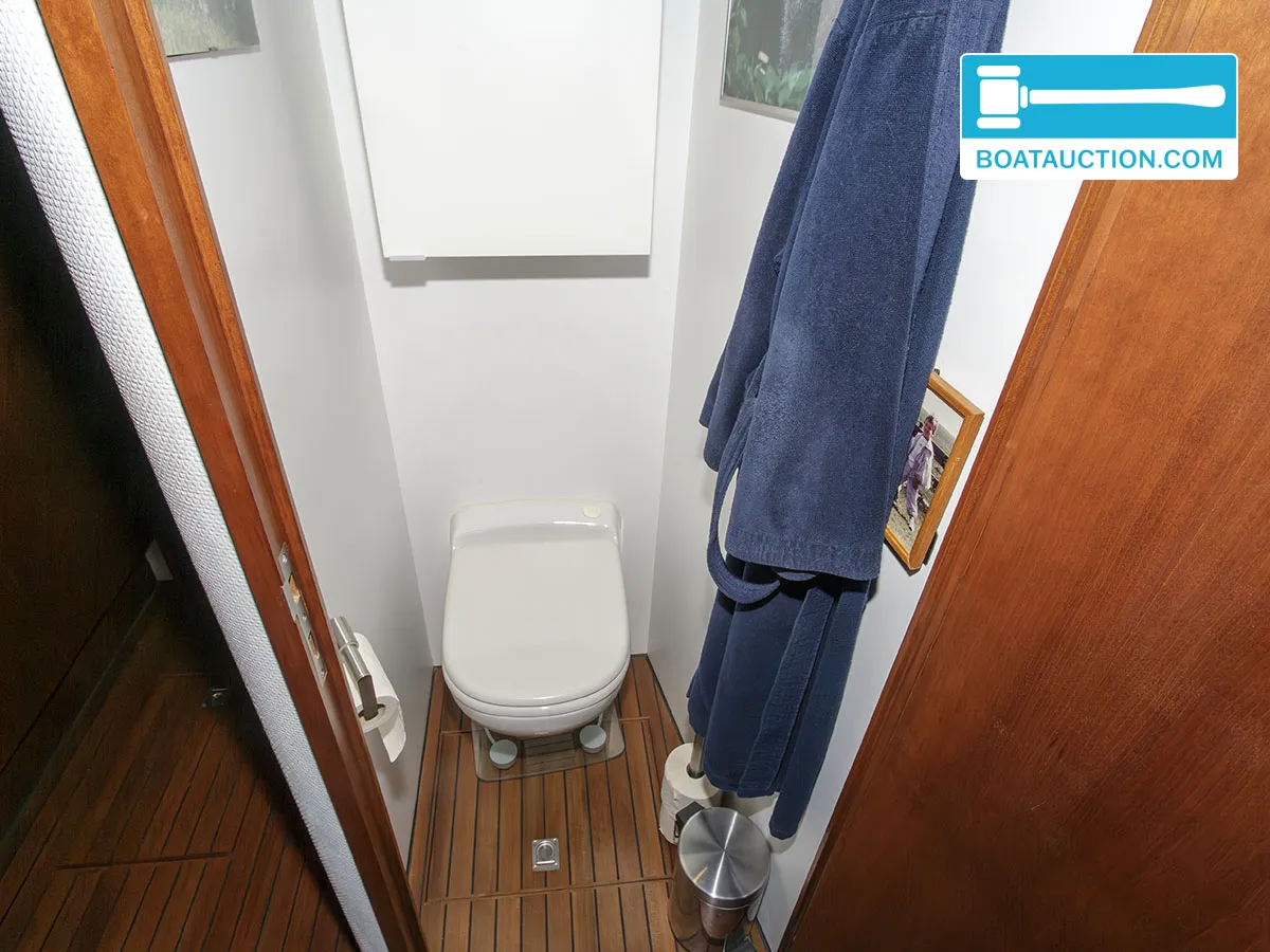 foto: 25 Bateau de patrouille 2300
