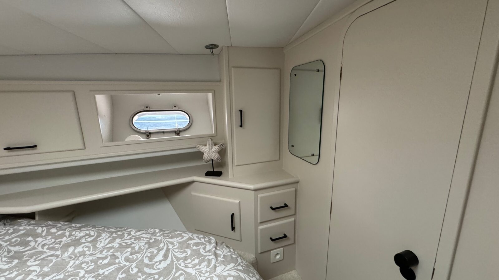 foto: 15 Fairline Fairline 43 Flybridge