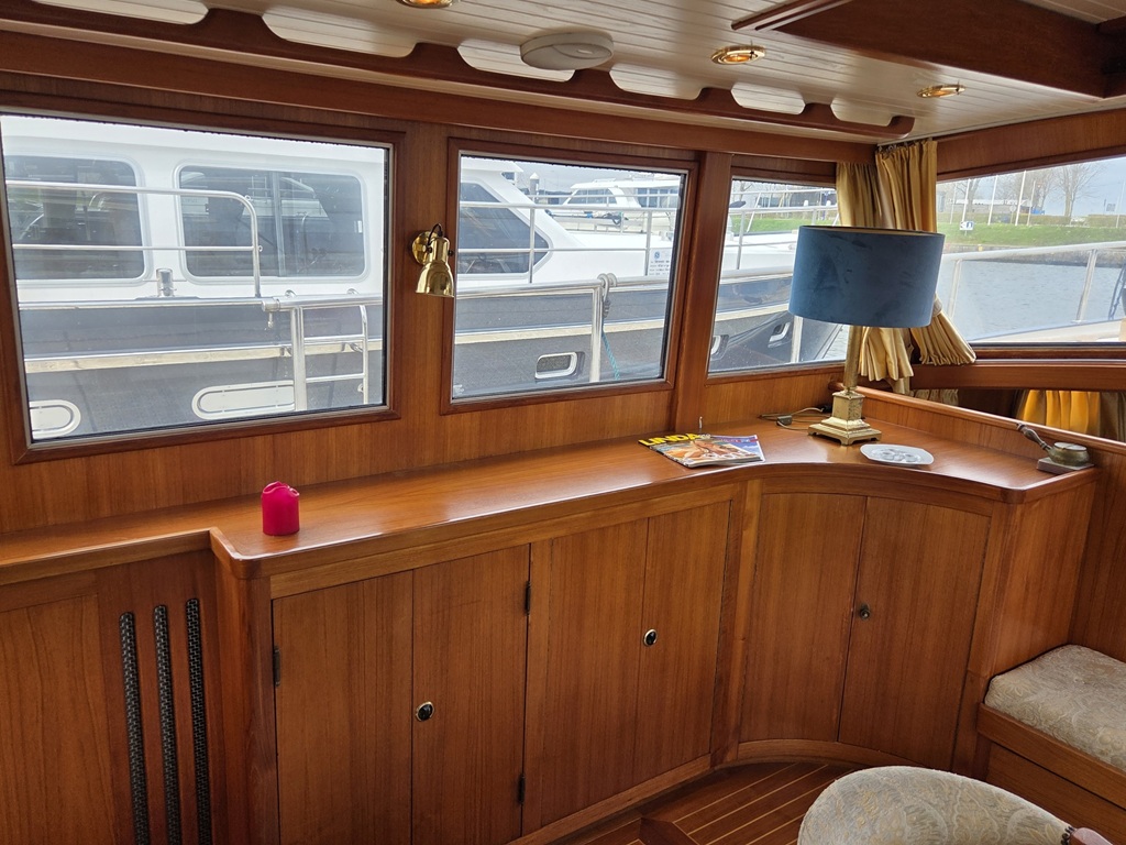 foto: 9 Valk Spiegelkotter 15.50