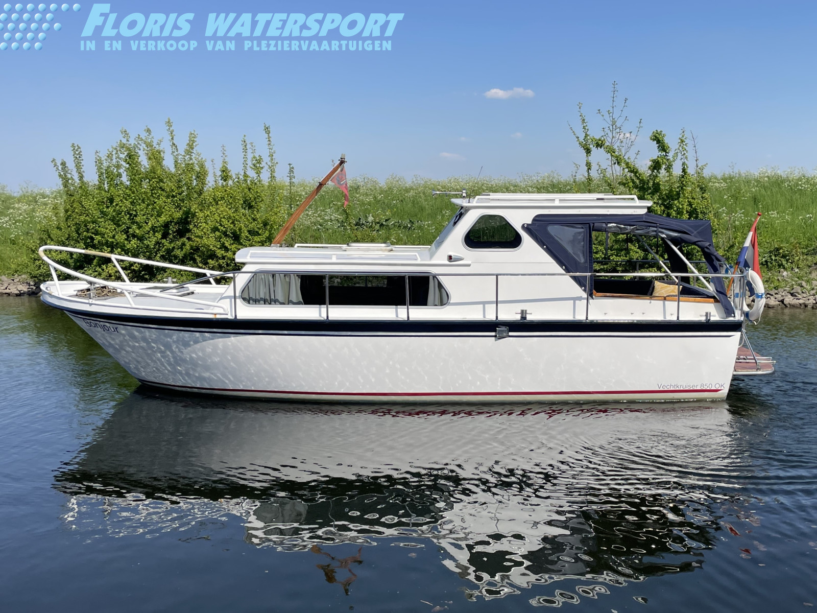 foto: 5 Vechtkruiser 850 Open Cabin