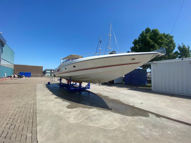 foto: 15 Sunseeker Apache 45