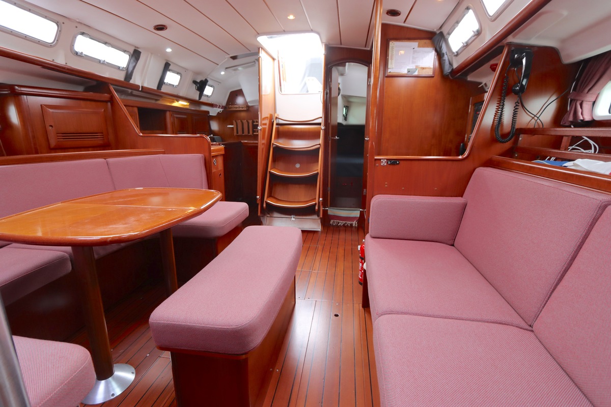 foto: 27 Beneteau Oceanis 423 Clipper 