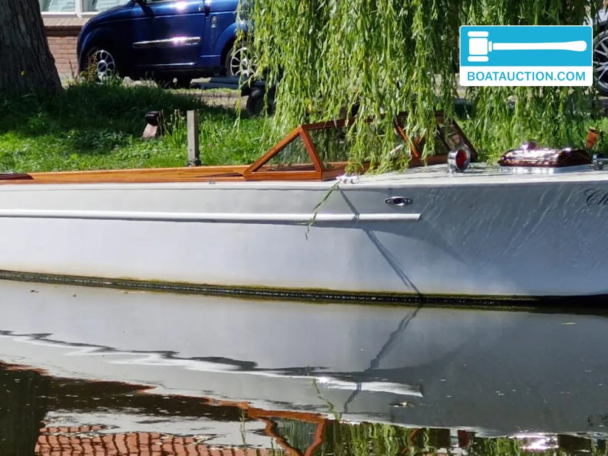 foto: 9 Klassieke Autoboot