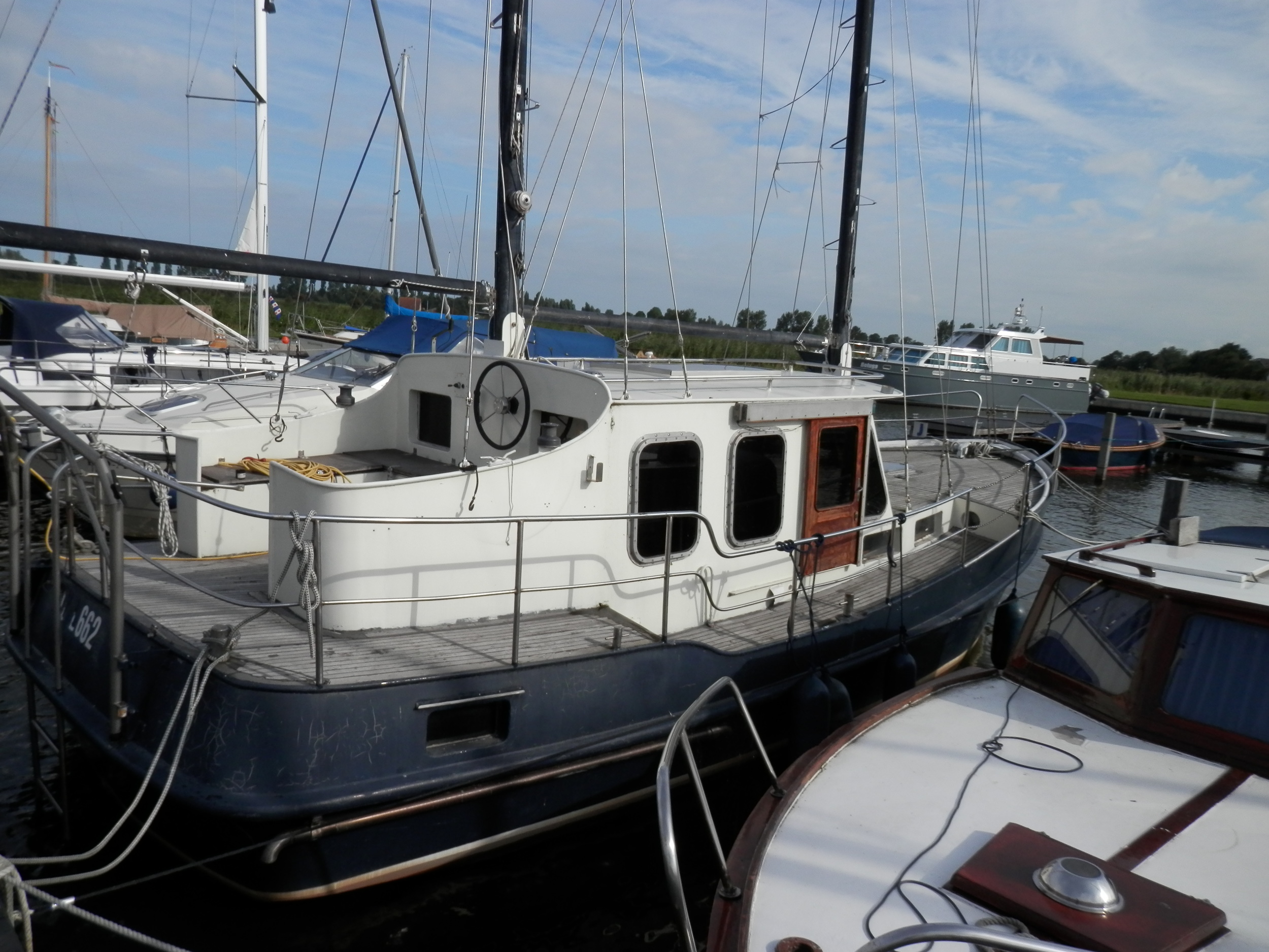 foto: 37 MOTORSAILER Kallipygos 10.00