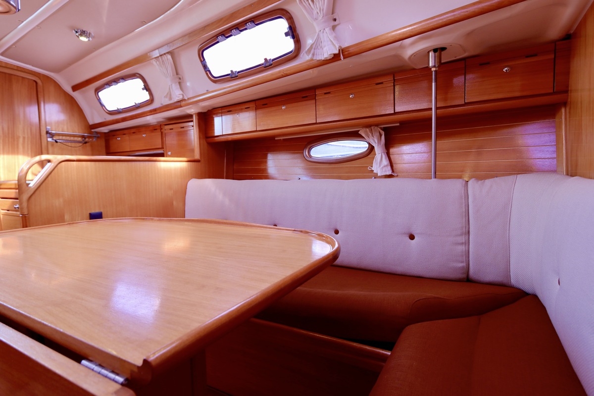 foto: 13 Bavaria  33 Cruiser