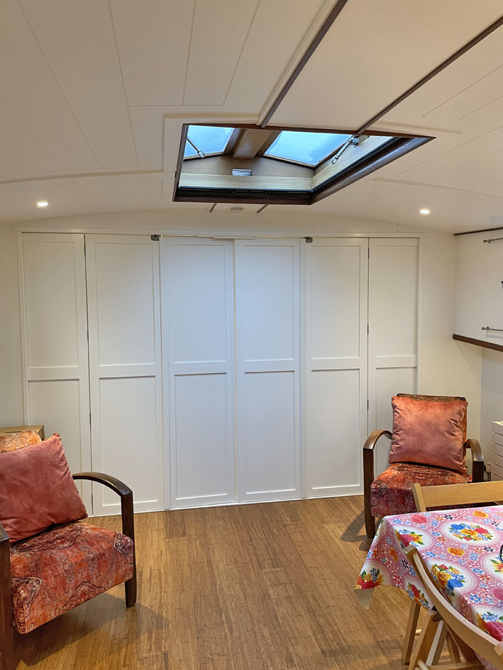 foto: 14 Piper Luxemotor 49L