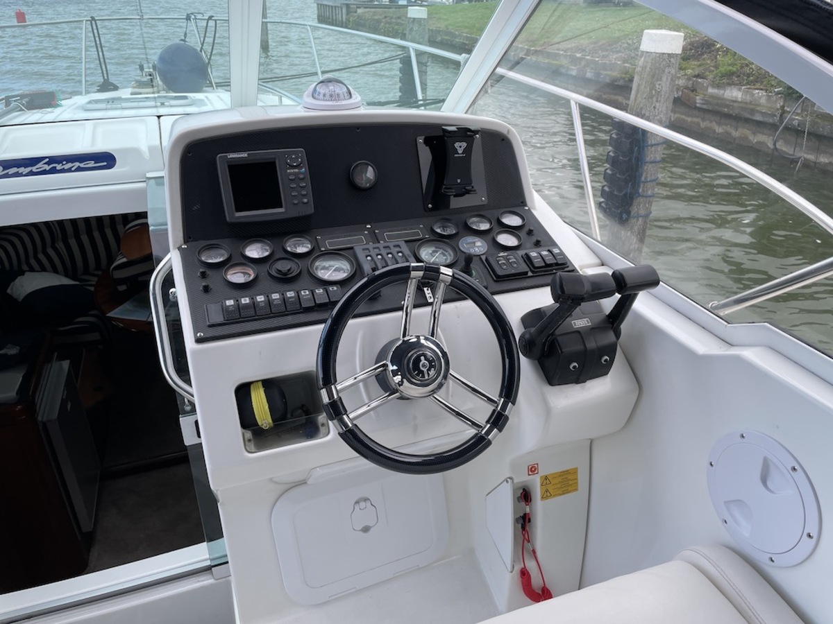 foto: 5 Beneteau Ombrine 1001