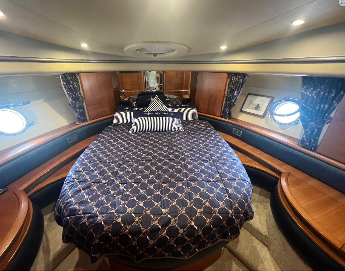 foto: 11 Azimut 50 fly