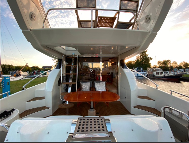 foto: 5  Azimut 52   Flybridge 