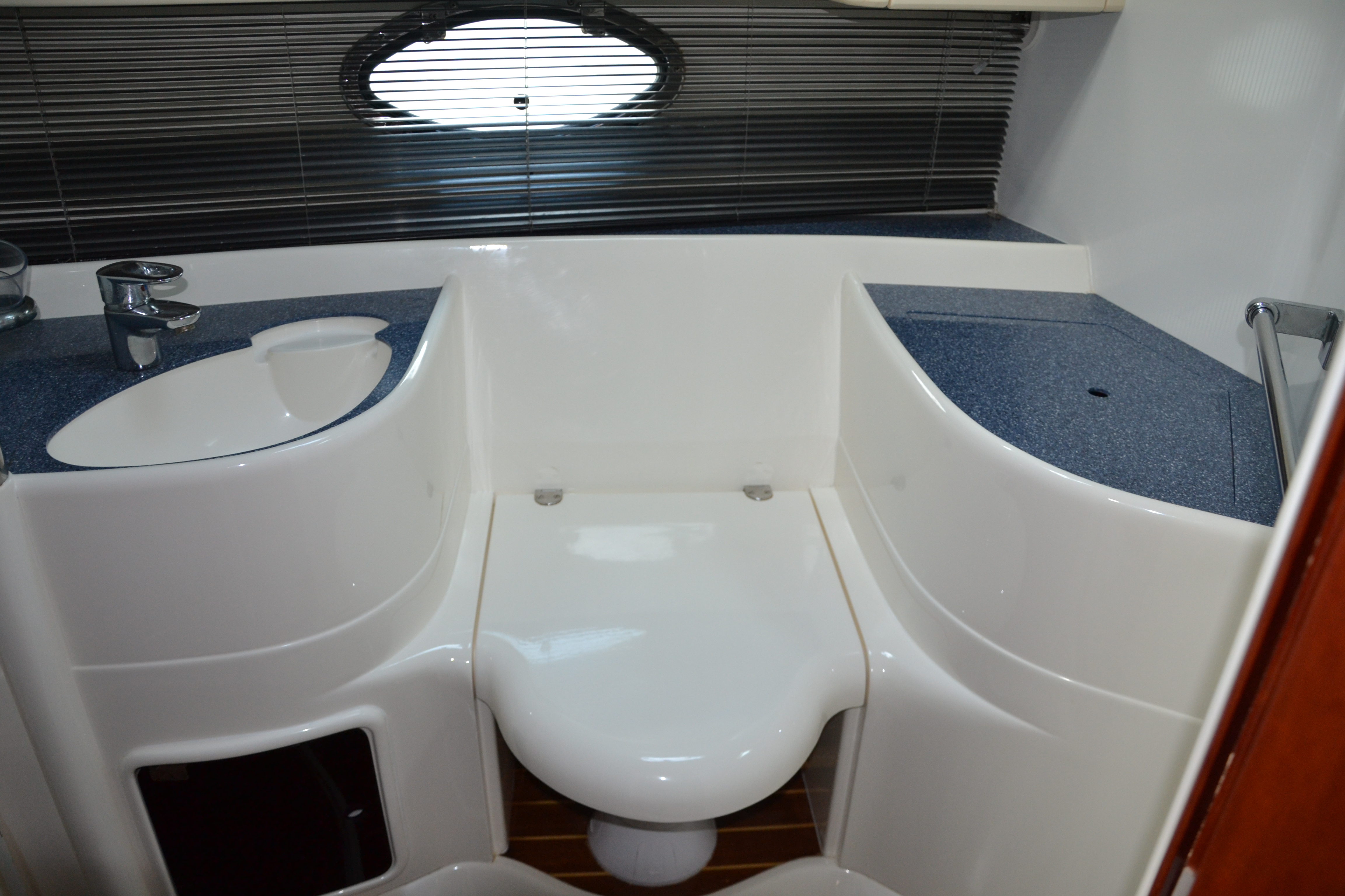 foto: 11 Fairline Targa 48