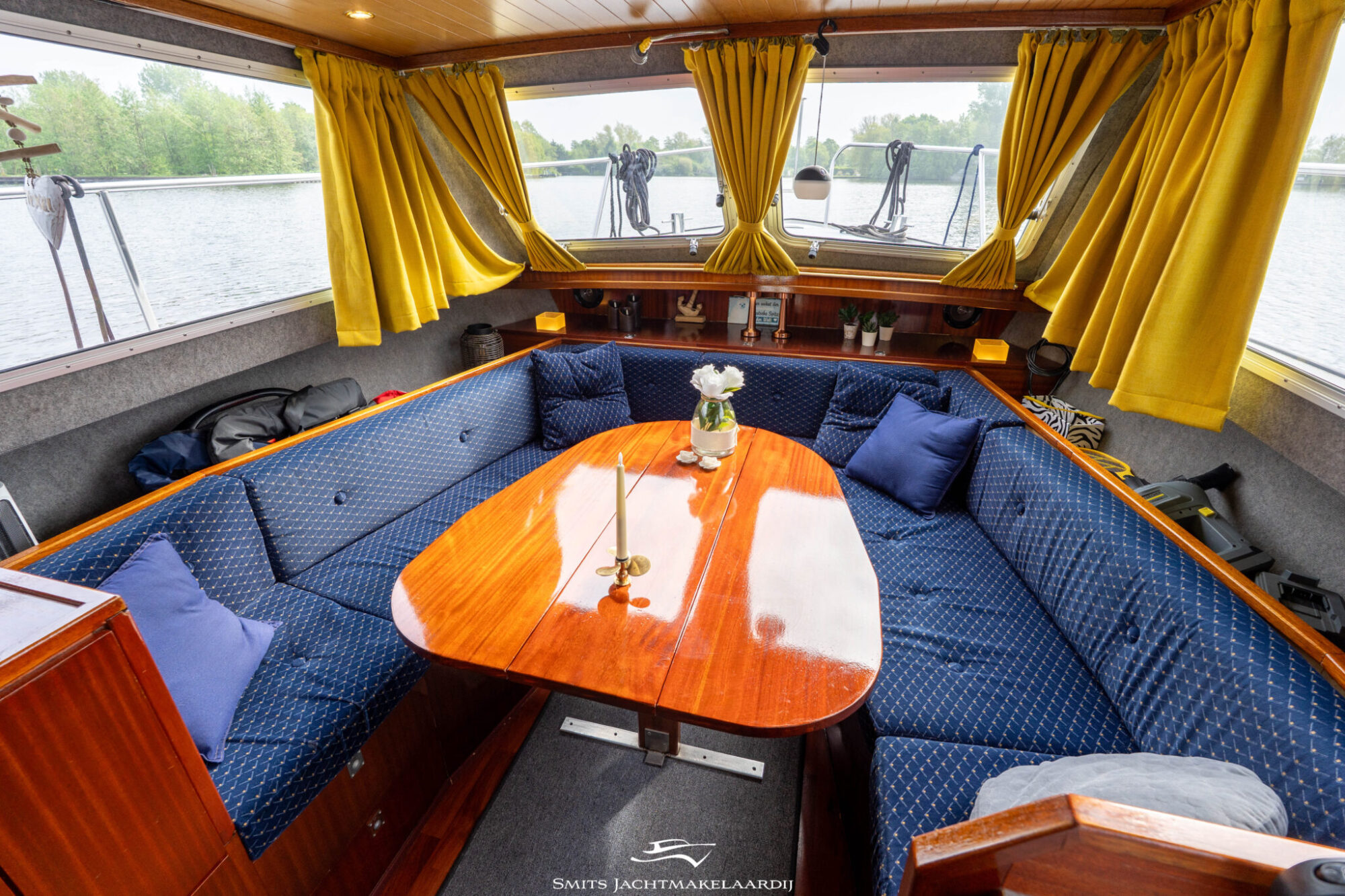 foto: 11 Bege Bege 9.50 AK Cabrio