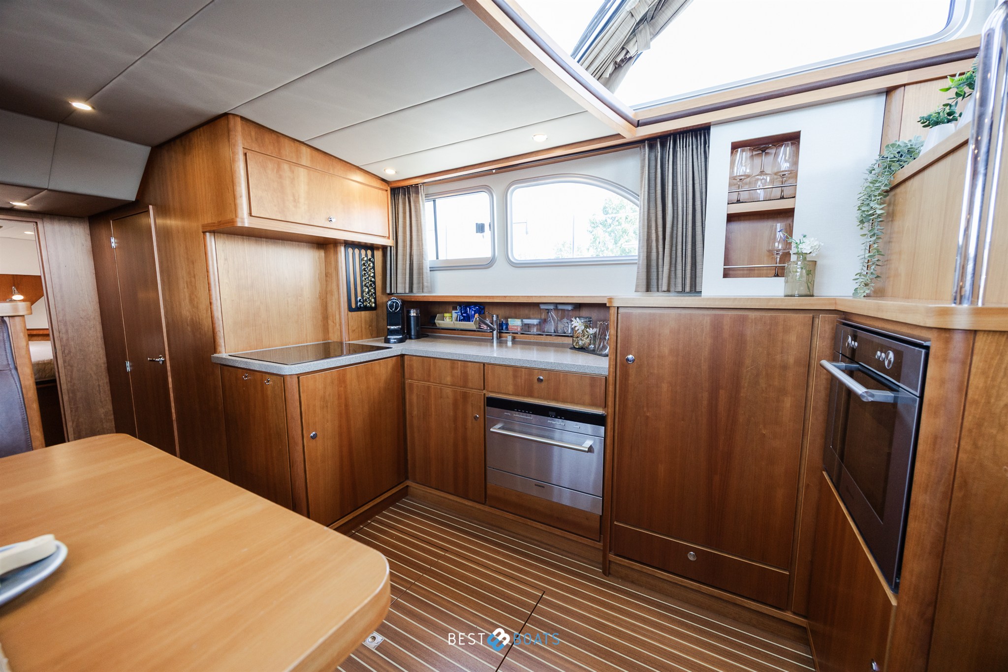 foto: 13 Linssen Grand Sturdy 470 Sedan Wheelhouse