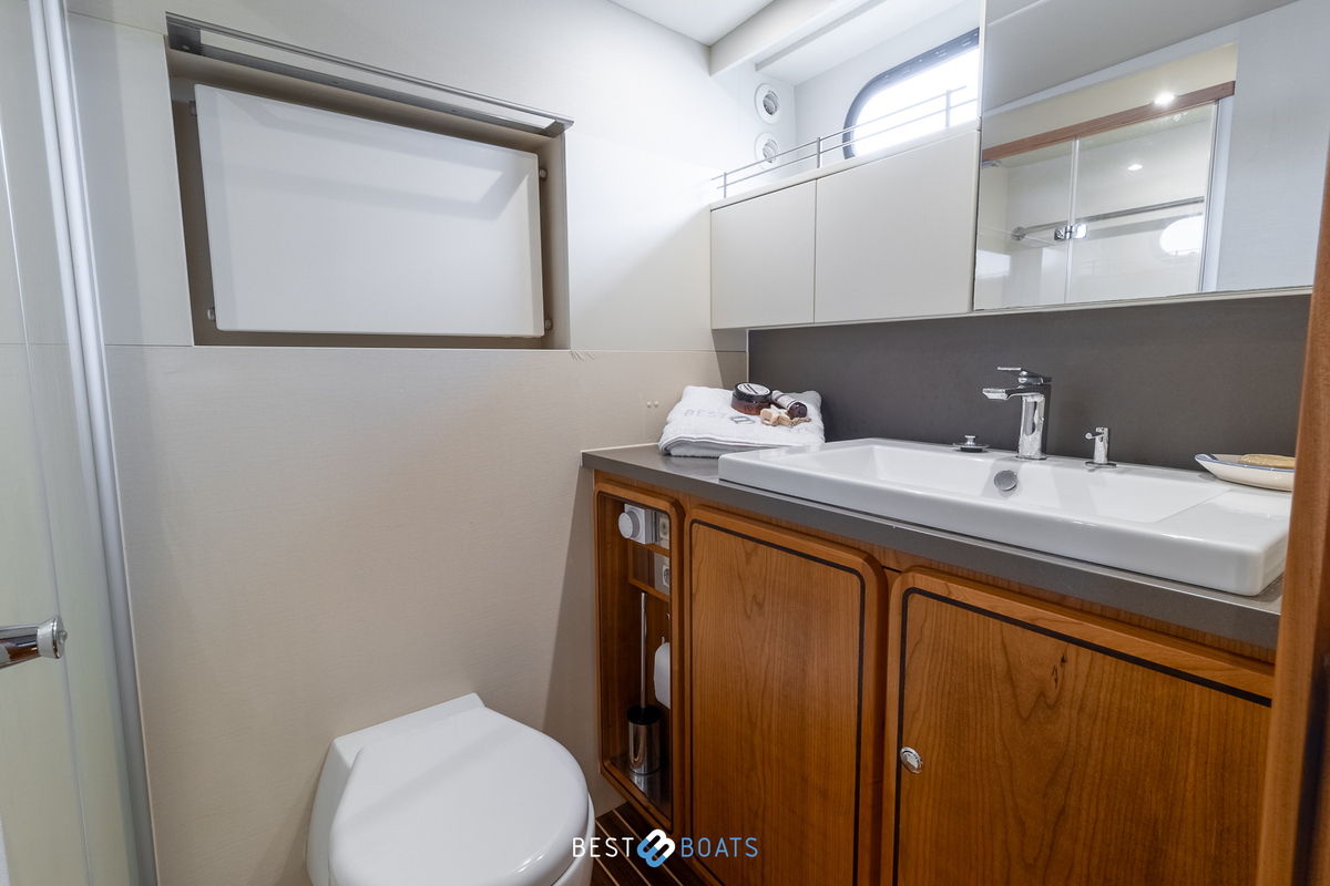 foto: 36 Linssen Grand Sturdy 500 AC Wheelhouse Long Top