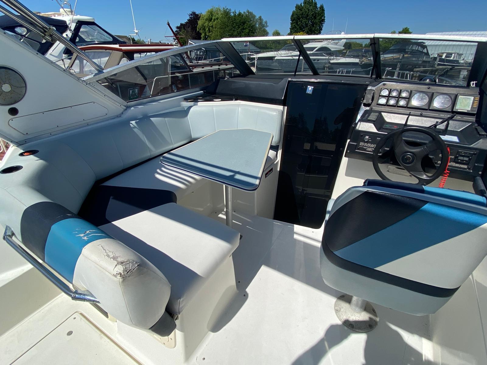 foto: 11 Bayliner 2855
