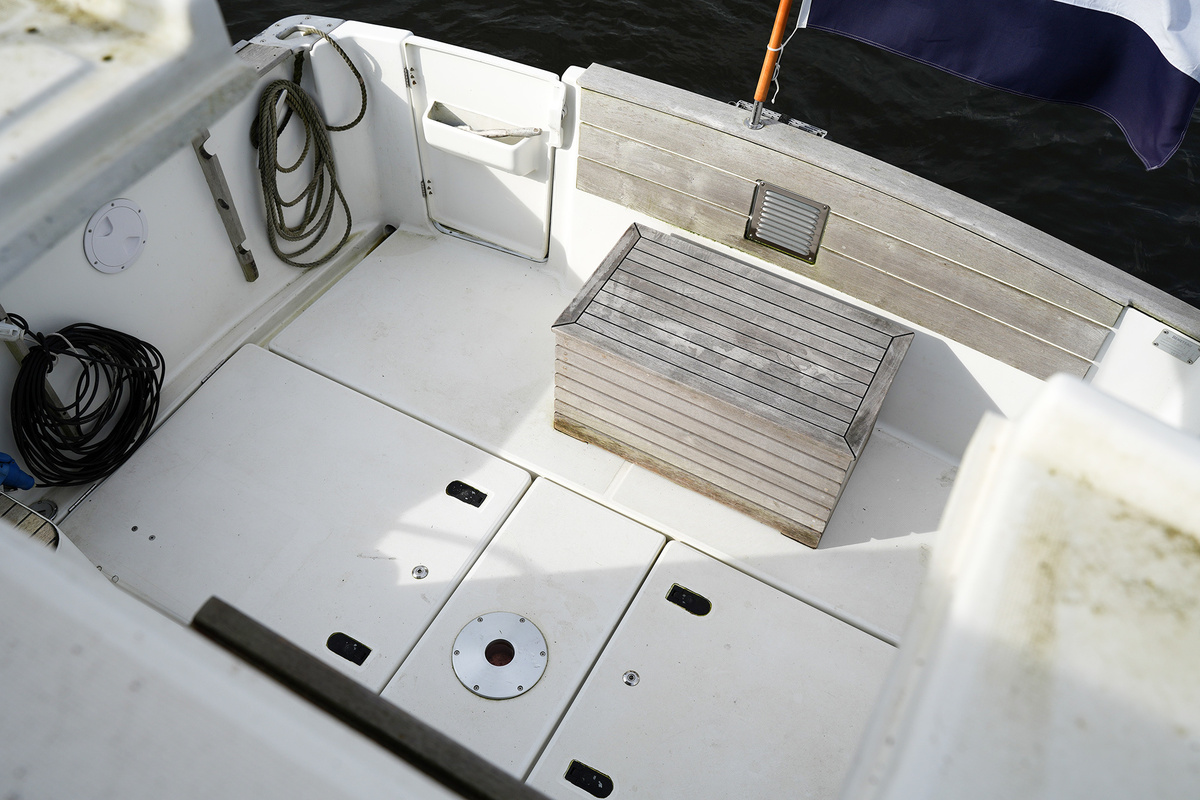 foto: 16 Beneteau Antares Serie 9