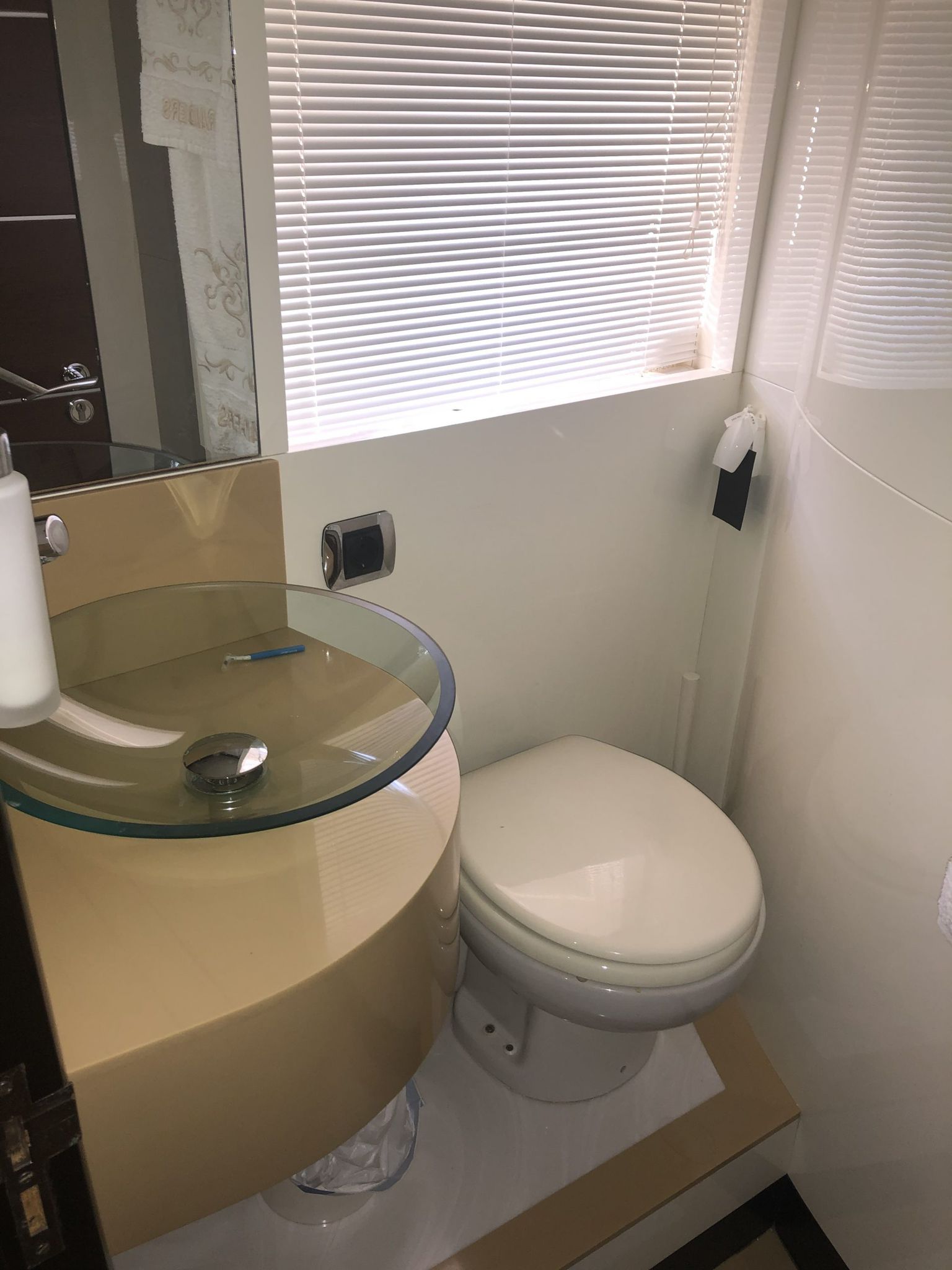 foto: 6 Astondoa  43 HT