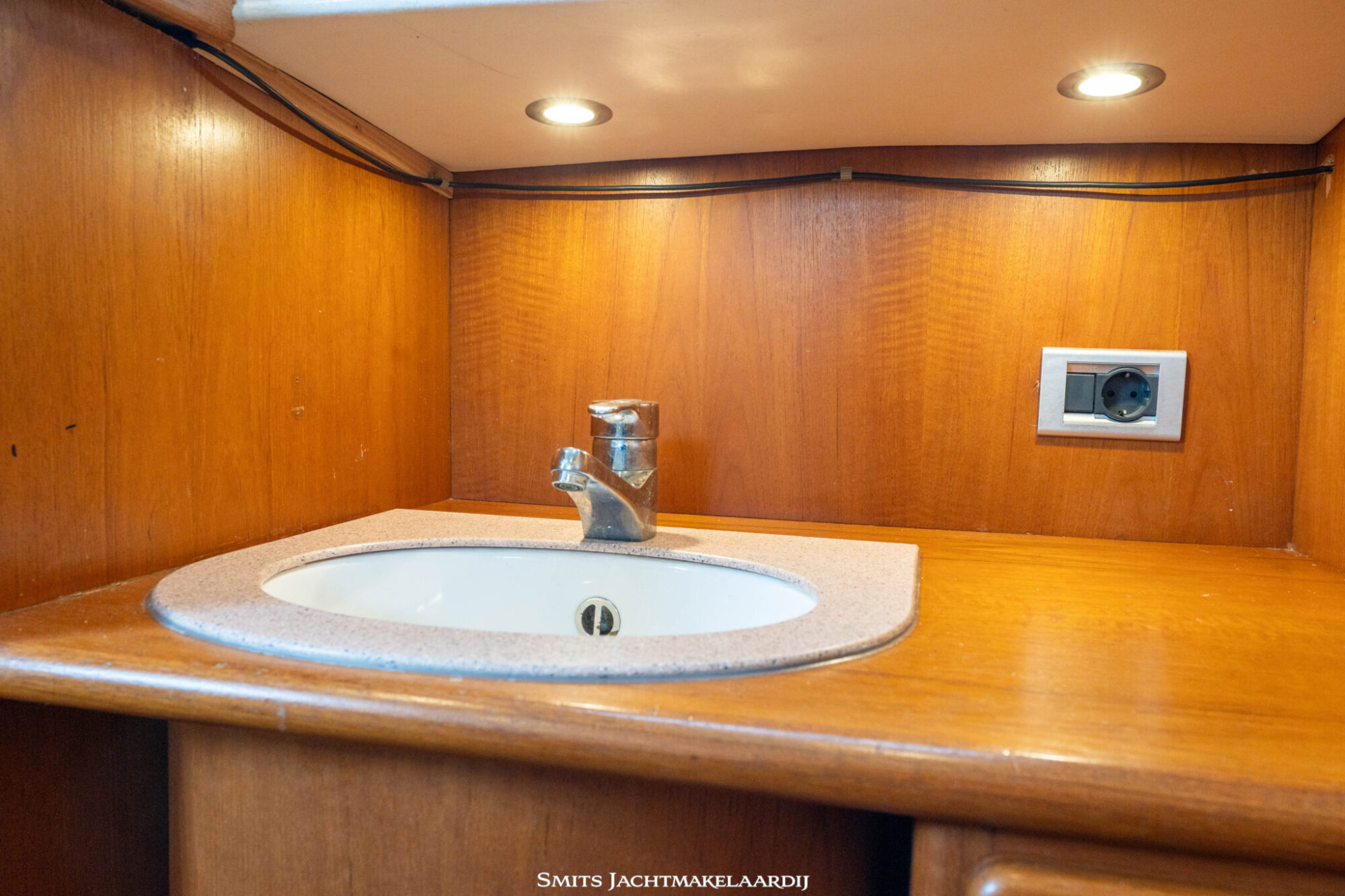 foto: 23 Koopmans Koopmans 13.85 Pilotkotter My