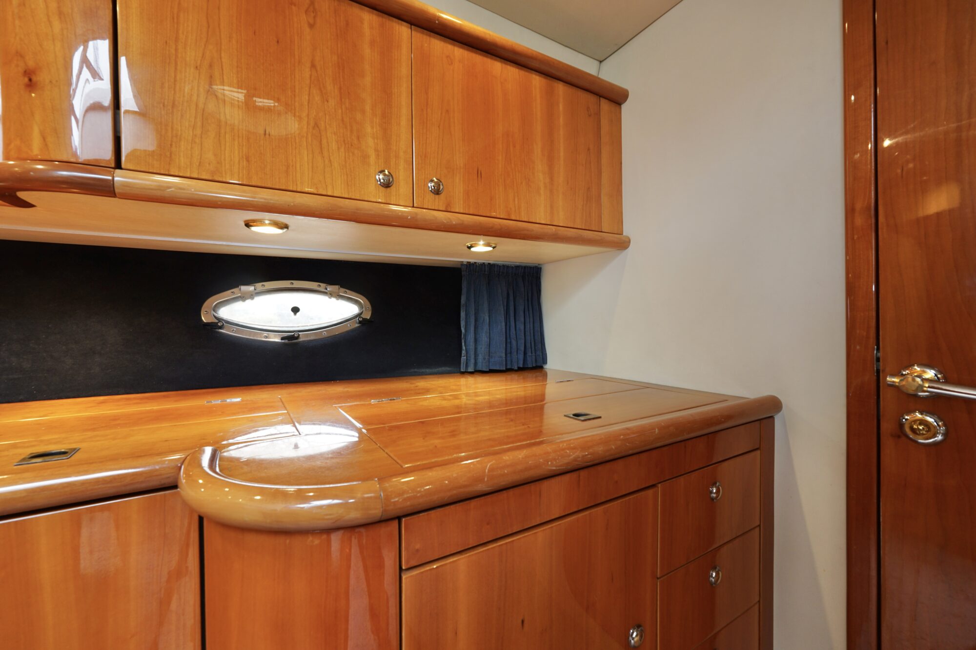 foto: 39 Sunseeker Sunseeker Camarque 47 Cabrio