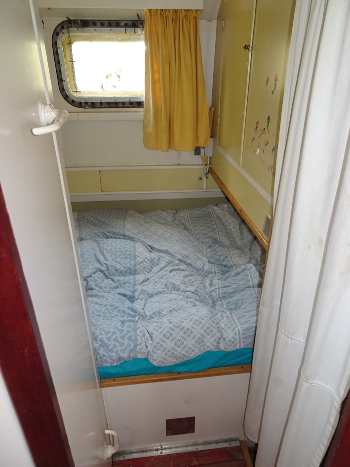 foto: 15 Varend Woonschip ex RWS vlet 14.78