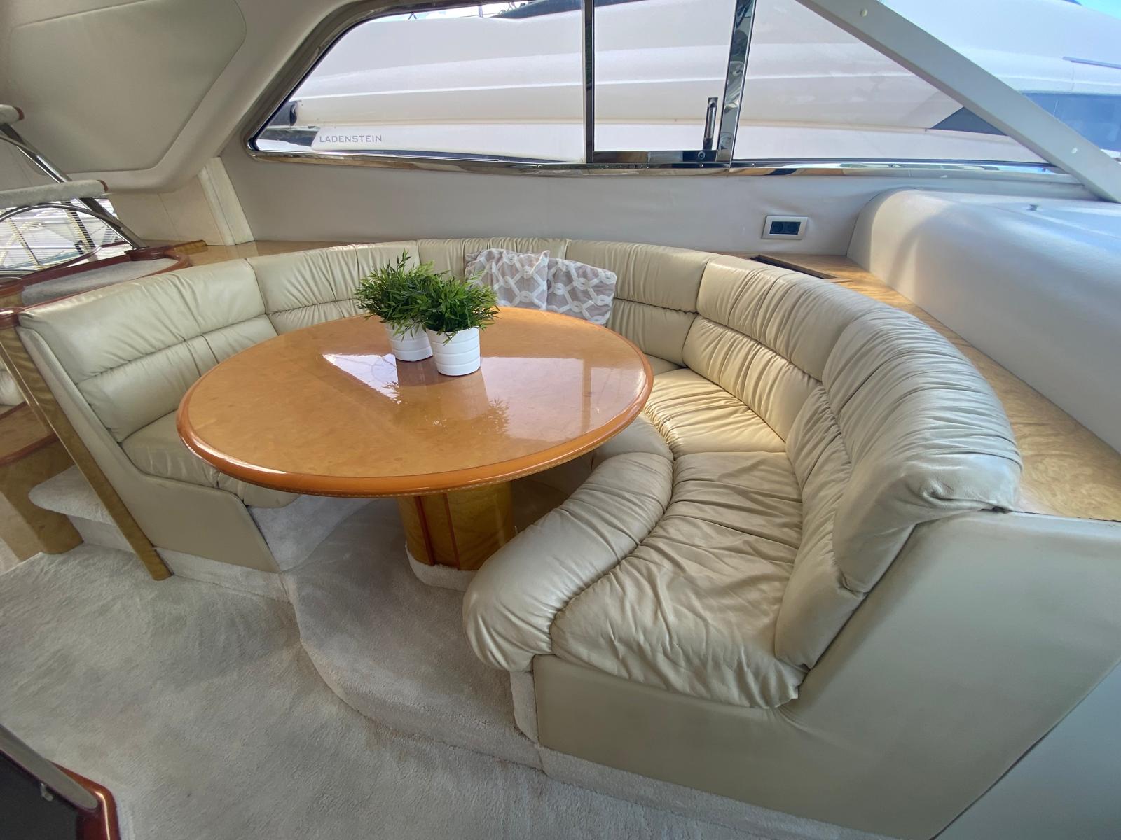 foto: 14 Princess 60 Fly