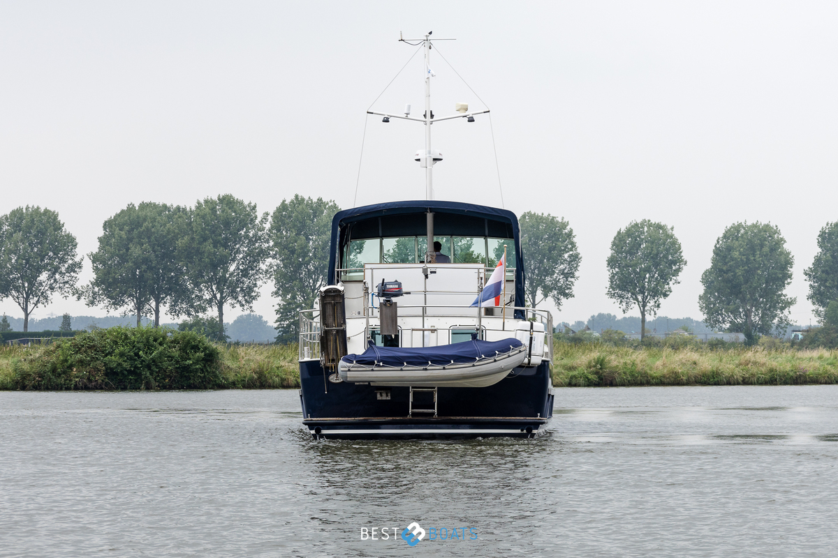 foto: 29 Tradewind 33