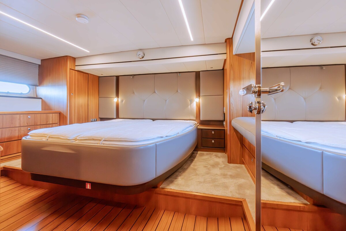 foto: 68 Linssen Grand Sturdy 590 AC Wheelhouse L-Class