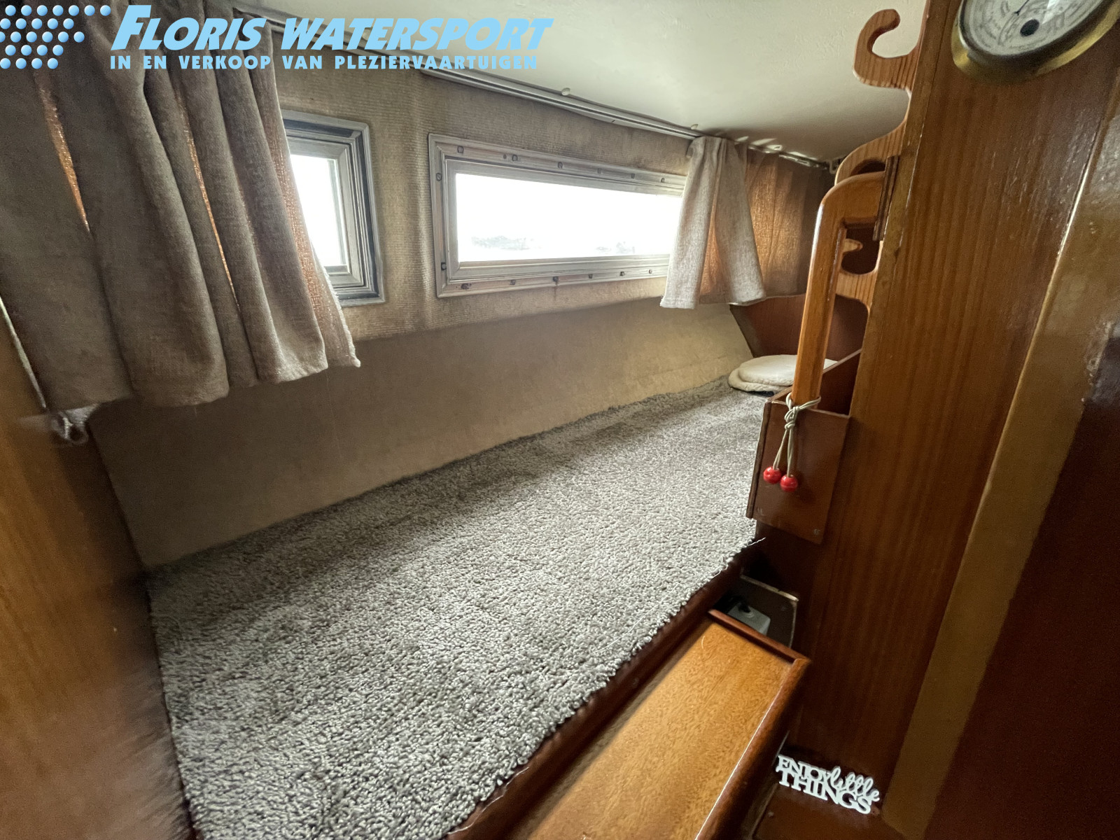 foto: 8 Jeanneau  America 38