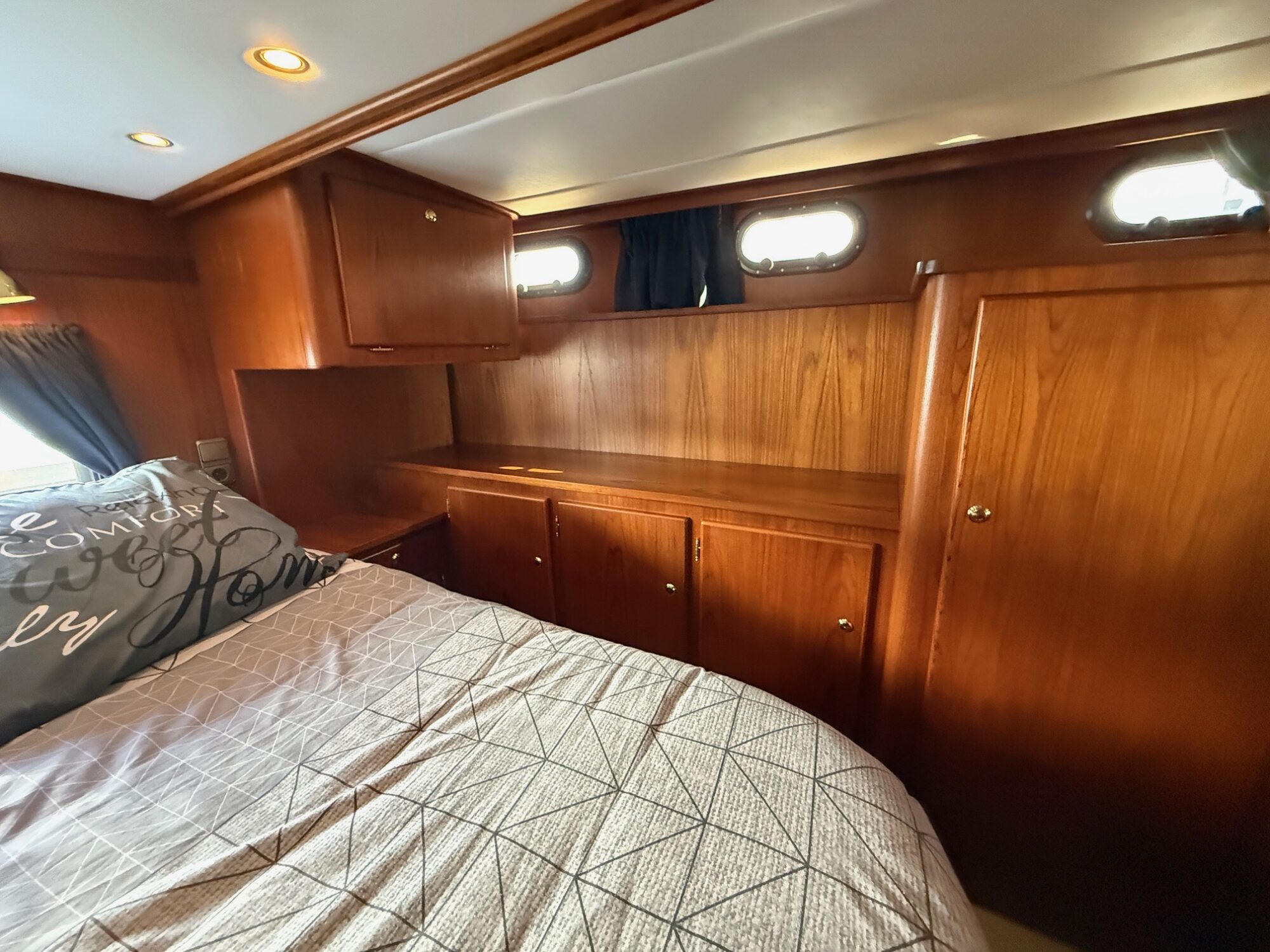 foto: 20 Explorer Explorer Classic 44 AK Cabrio