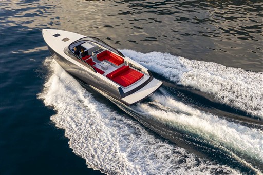 foto: 15 Vandutch 48 - New