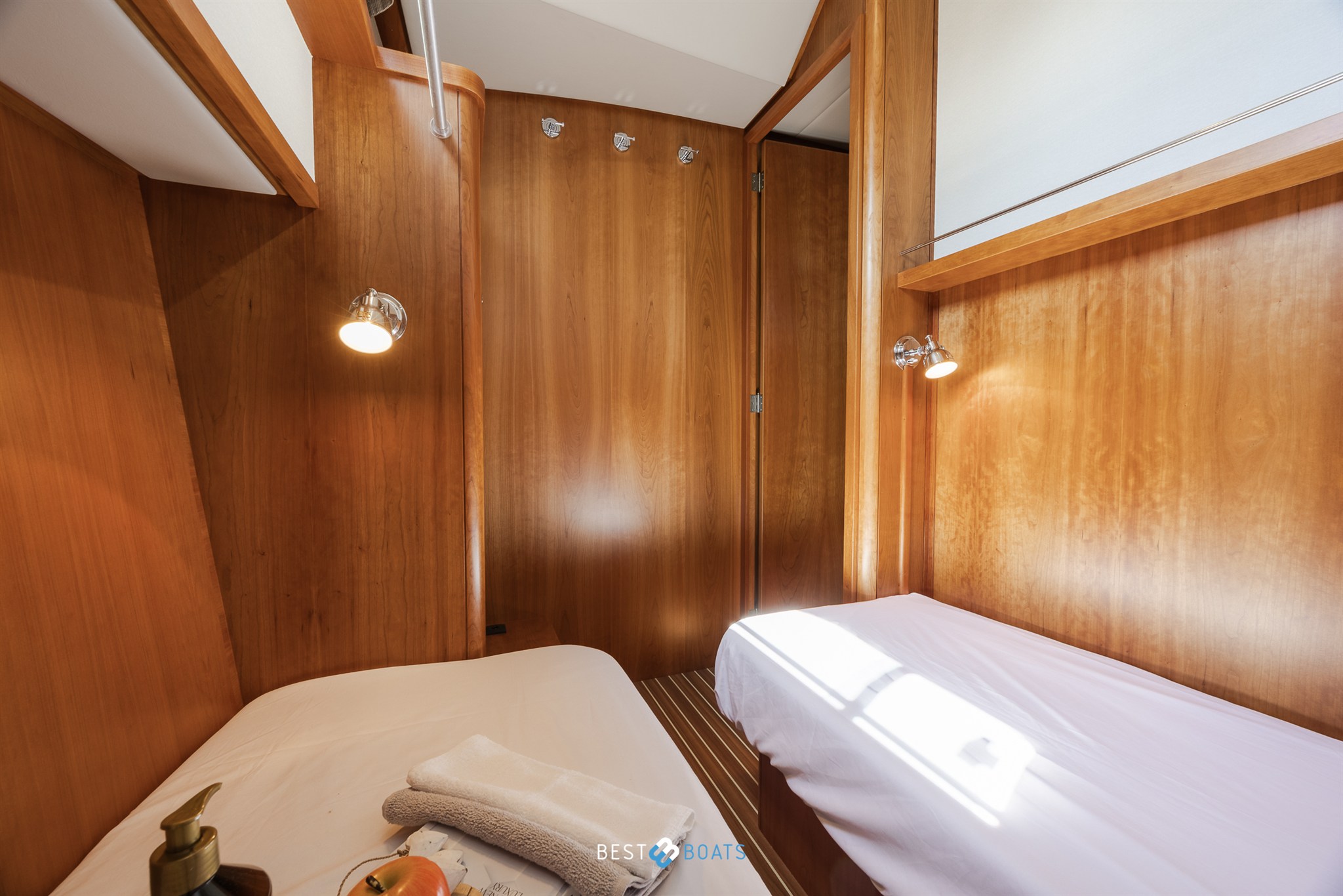 foto: 22 Linssen Grand Sturdy 470 Sedan Wheelhouse