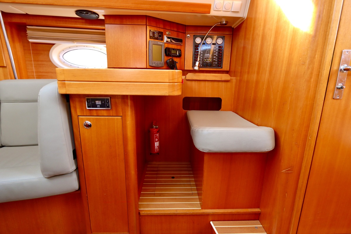 foto: 13 Elan 384 impression