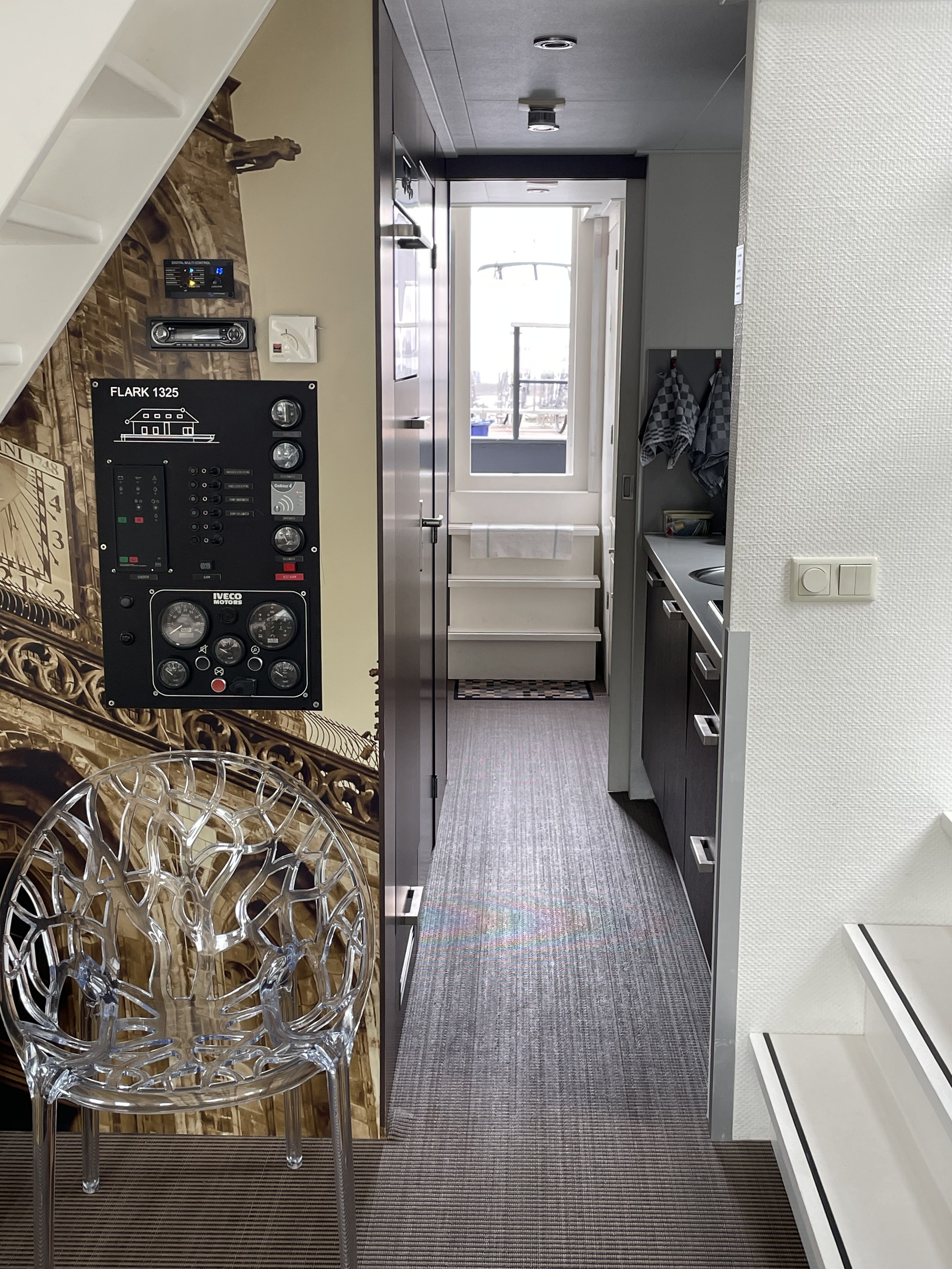 foto: 10 PRINS HOMESHIP 1350 Flark Houseboat