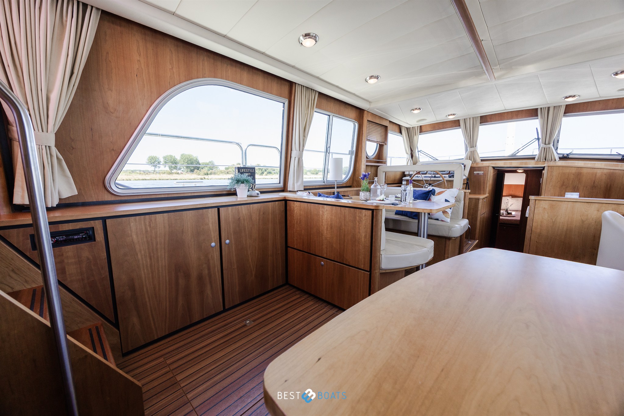 foto: 9 Linssen Grand Sturdy 45.9 AC