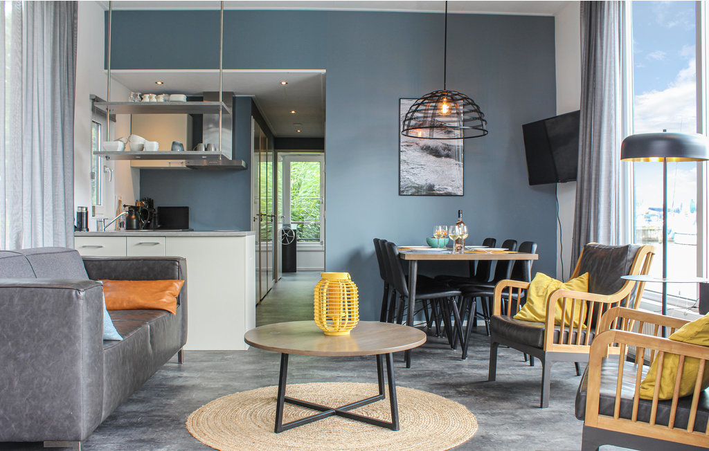 foto: 7 Aquavive Houseboat 1500 Met Vaste Overneembare Ligplaats In Warns