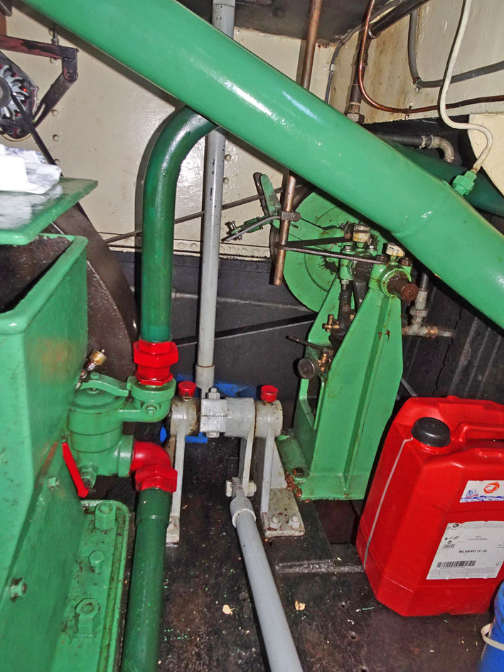 foto: 20 Motorsleepboot 13.90, IJssel