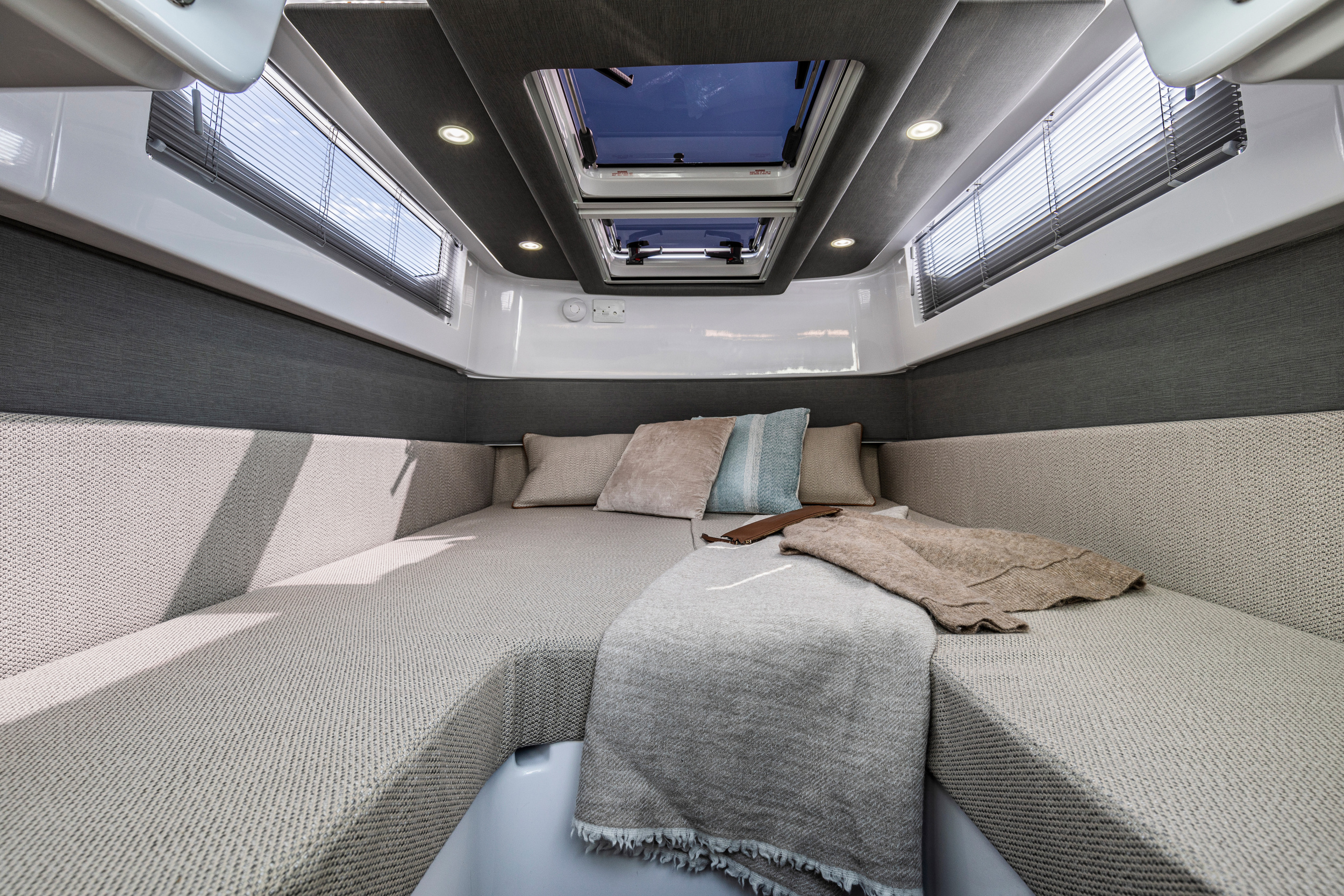 foto: 25 Axopar 37 XC Cross Cabin