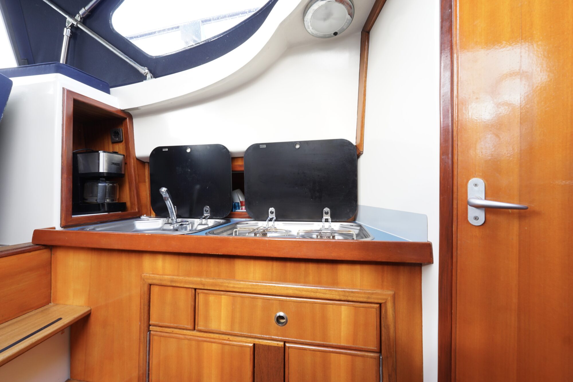 foto: 16 Makma Makma Caribbean 31 MK II “Bohemien”