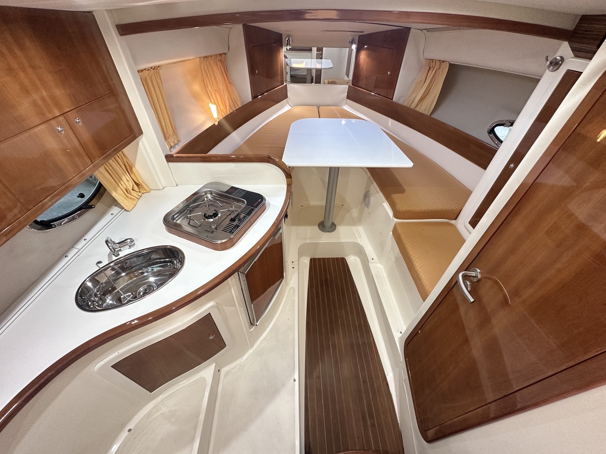foto: 8 Airon Marine 300