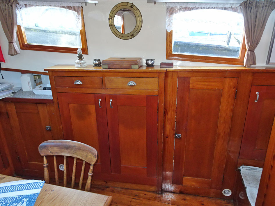 foto: 21 Motorsleepboot 13.90, IJssel