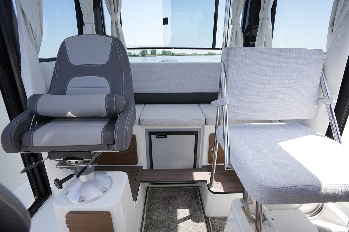 foto: 18 Jeanneau Merry Fisher 795 Sport Serie 2