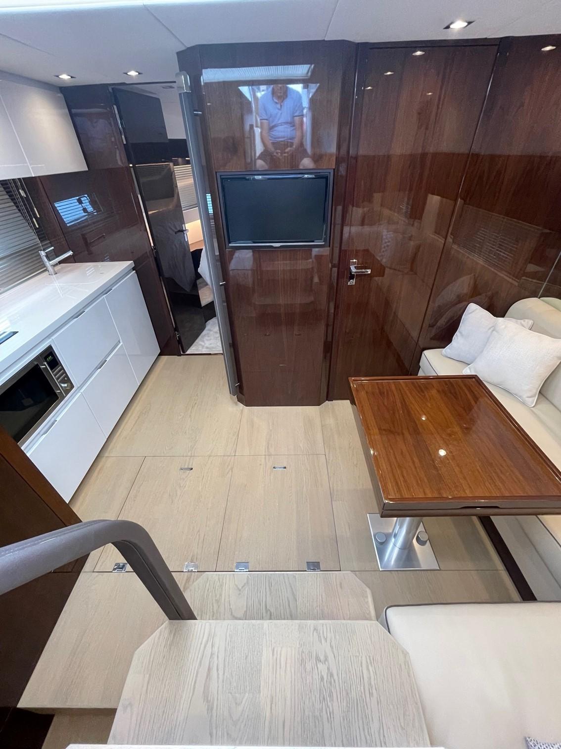 foto: 6 Fairline Targa 48 HT