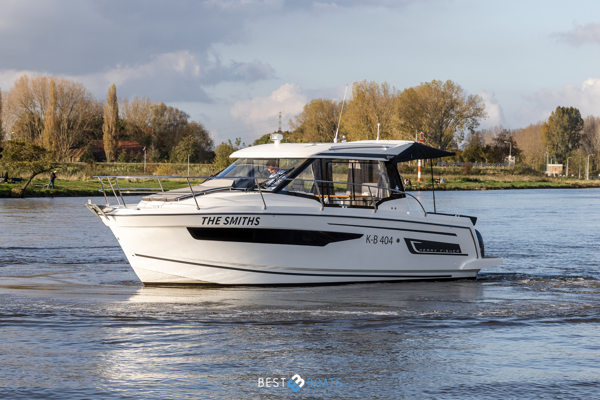 foto: 11 Jeanneau 895 MERRY FISHER