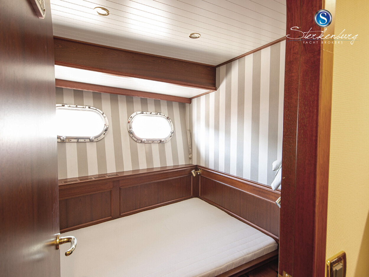 foto: 35 Alm Delfino 60