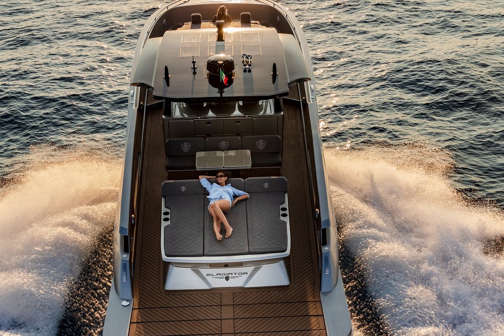 foto: 36 Canados Gladiator 493 Grand