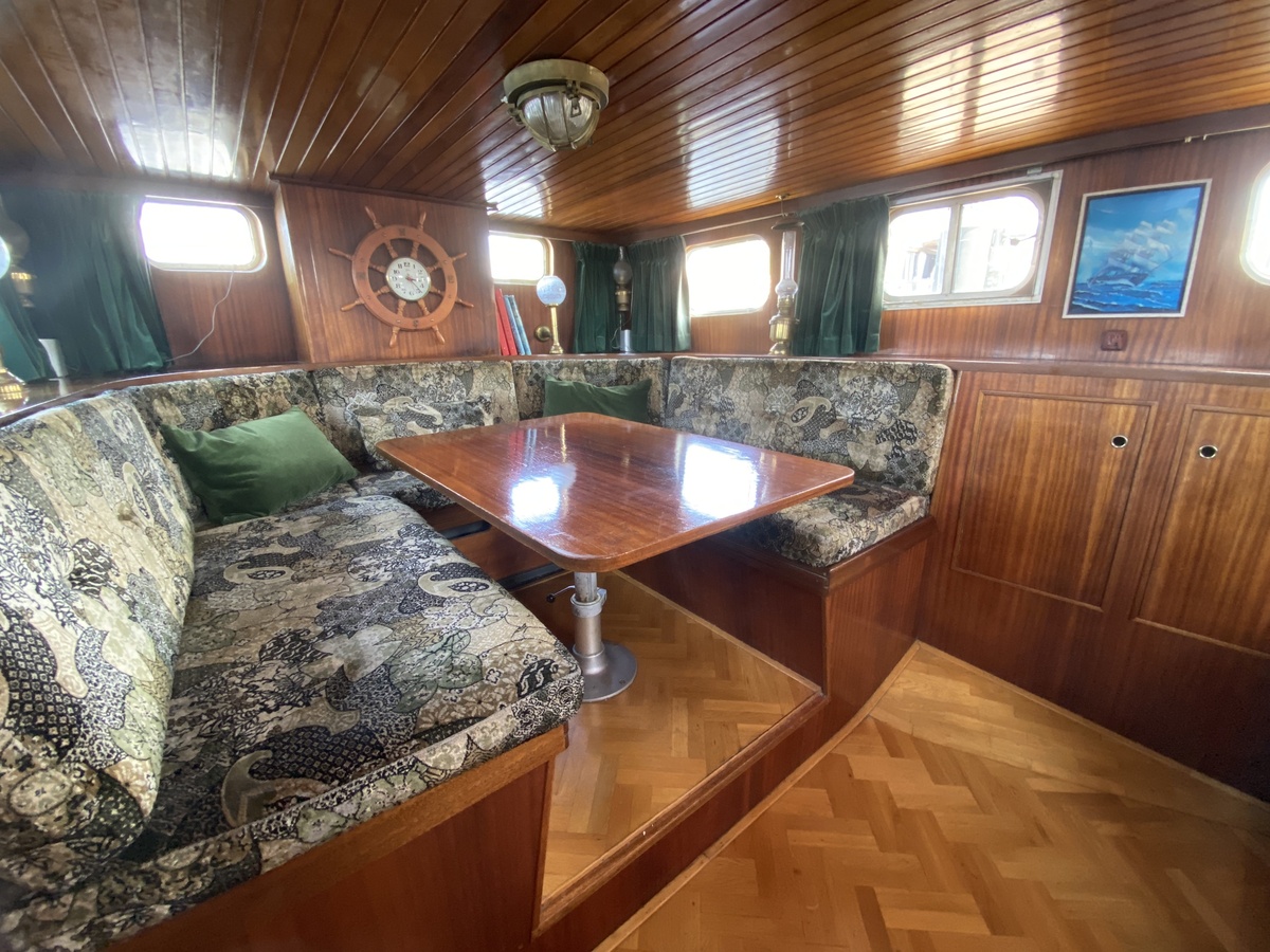 foto: 18 Gillissen  1130 AK Spiegelkotter