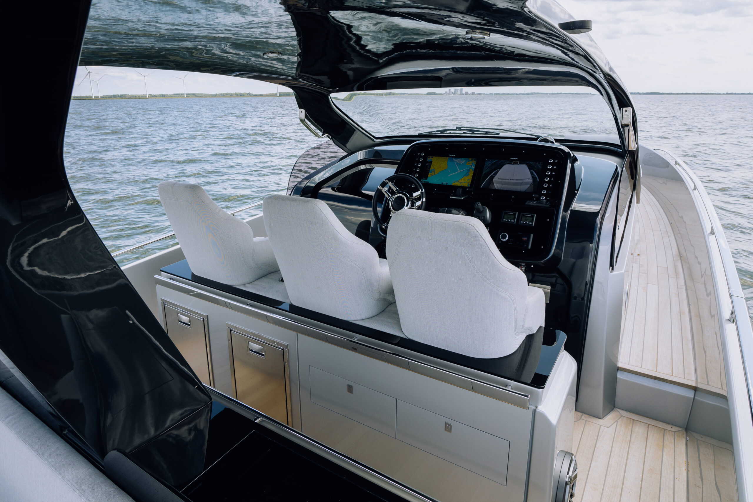 foto: 24 Sacs Rebel 47