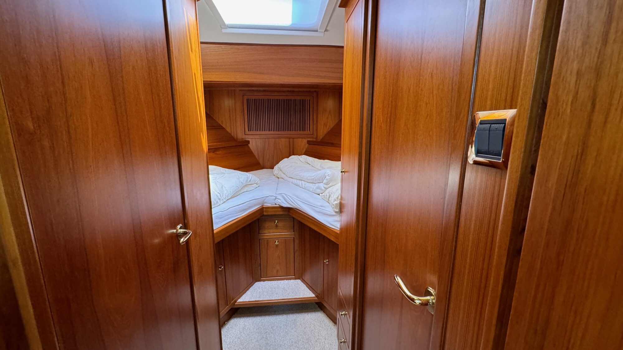 foto: 32 Super van Craft Super van Craft 14.80 Cabrio Stabilizers