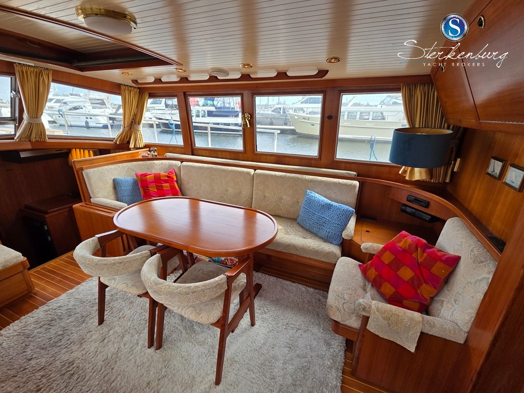 foto: 18 Valk Spiegelkotter 15.50