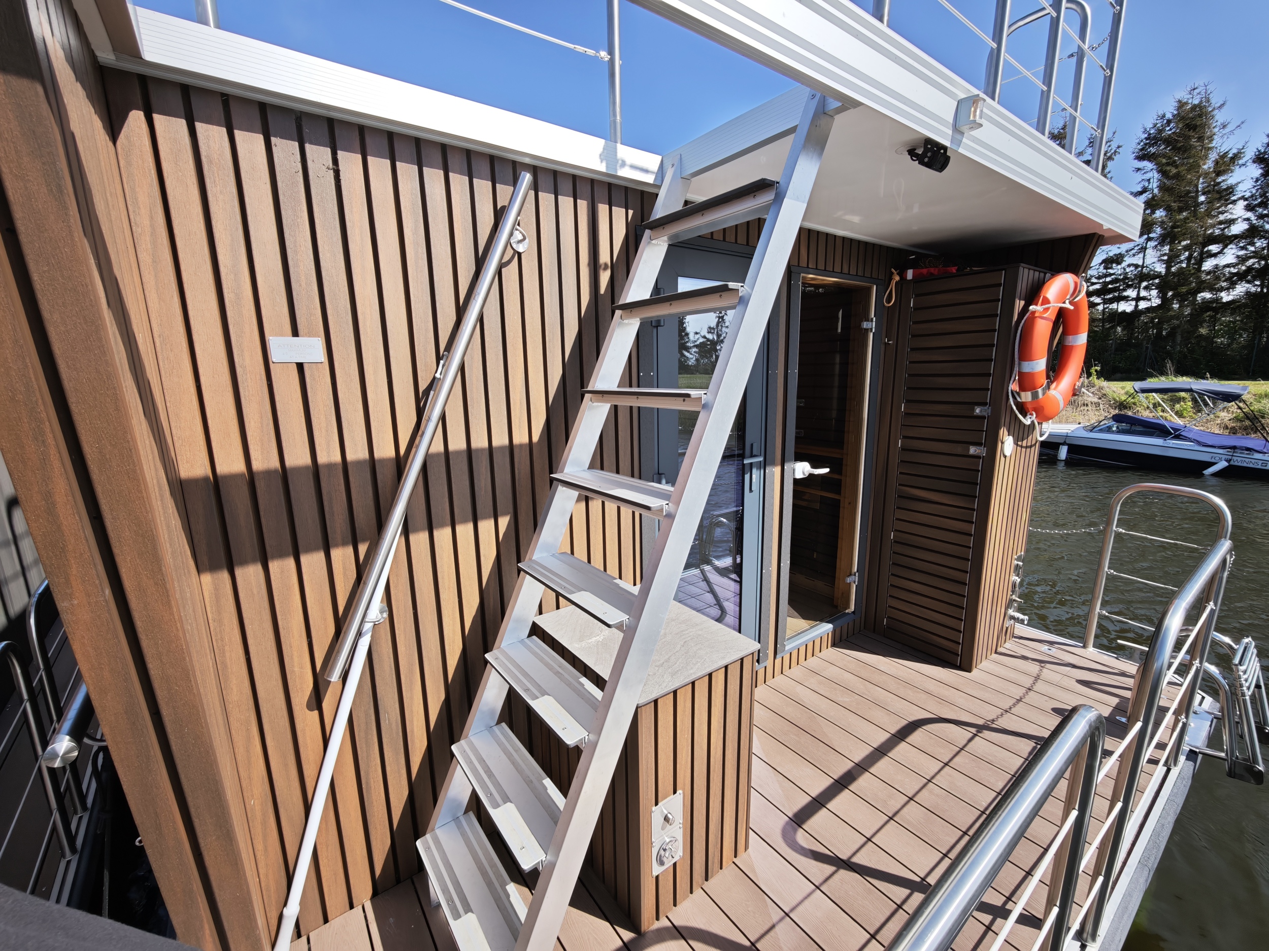 foto: 9 Nordic Season NS 40 Eco 36m2 DEMO Houseboat