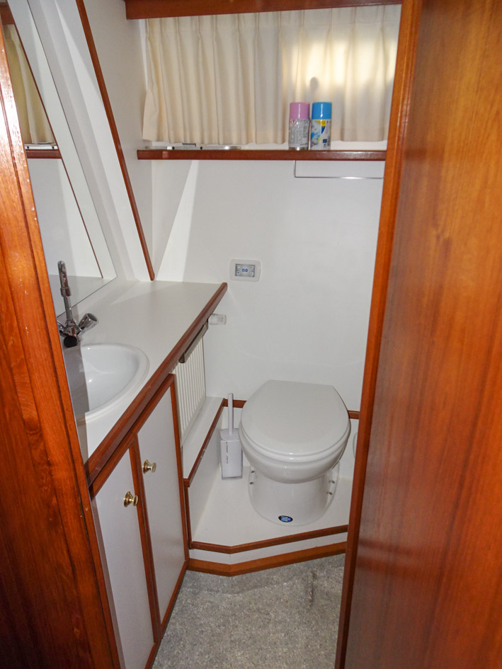 foto: 21 Vri-Jon Contessa 40